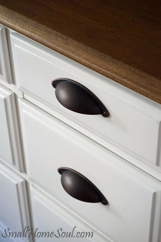 closeup of TV Console top and drawer pulls