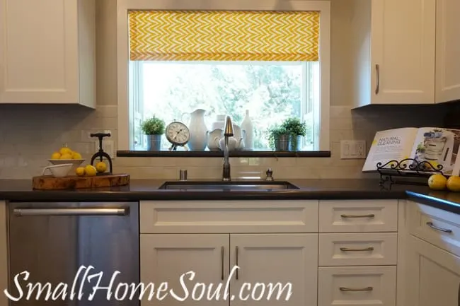 Easy Kitchen Curtains, and they're lined too!