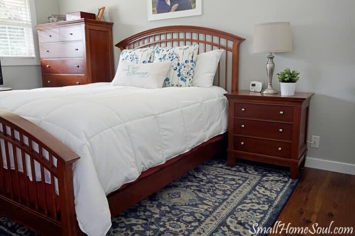 Follow these easy tips when choosing a new Bedroom Rug and you won't go wrong.