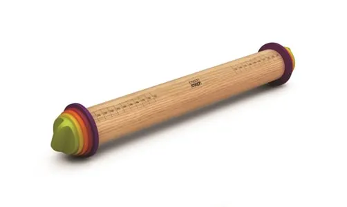 Adjustable rolling pin included in the bakers gift buide