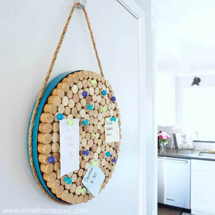 5 Fun Ways To Decorate Your Basic Cork Board