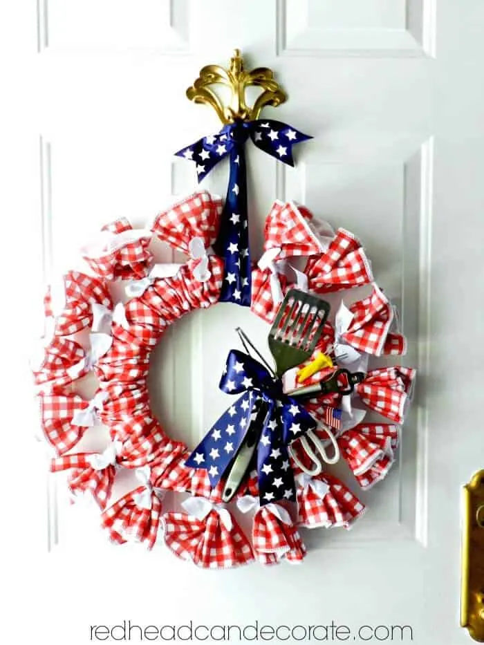 RedHead Can Decorate's Easy Patriotic Wreaths from Dollar Store items.