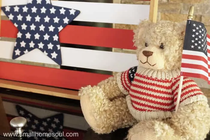 July 4th Star Tray and flag bear.