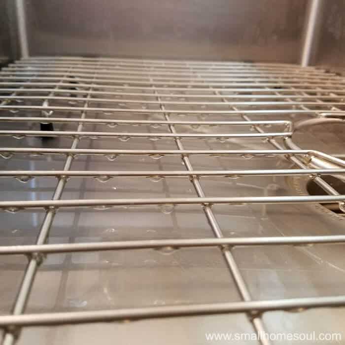 Metal sink on sale grate
