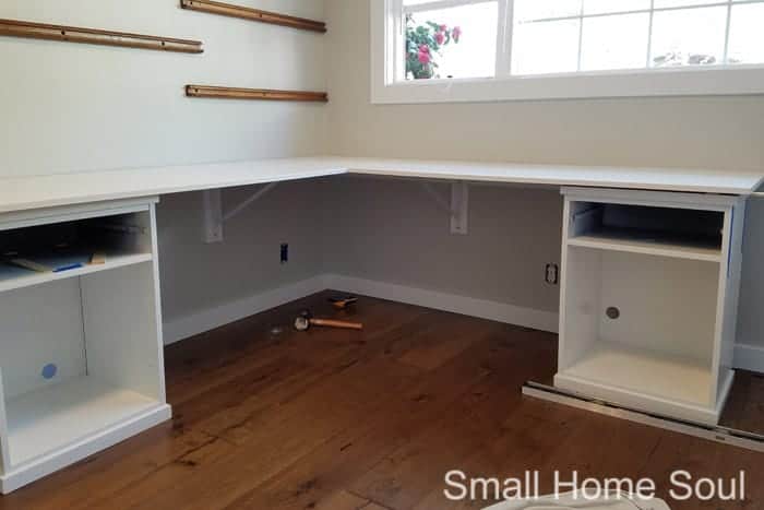 Top installed on the DIY L Shaped Desk.