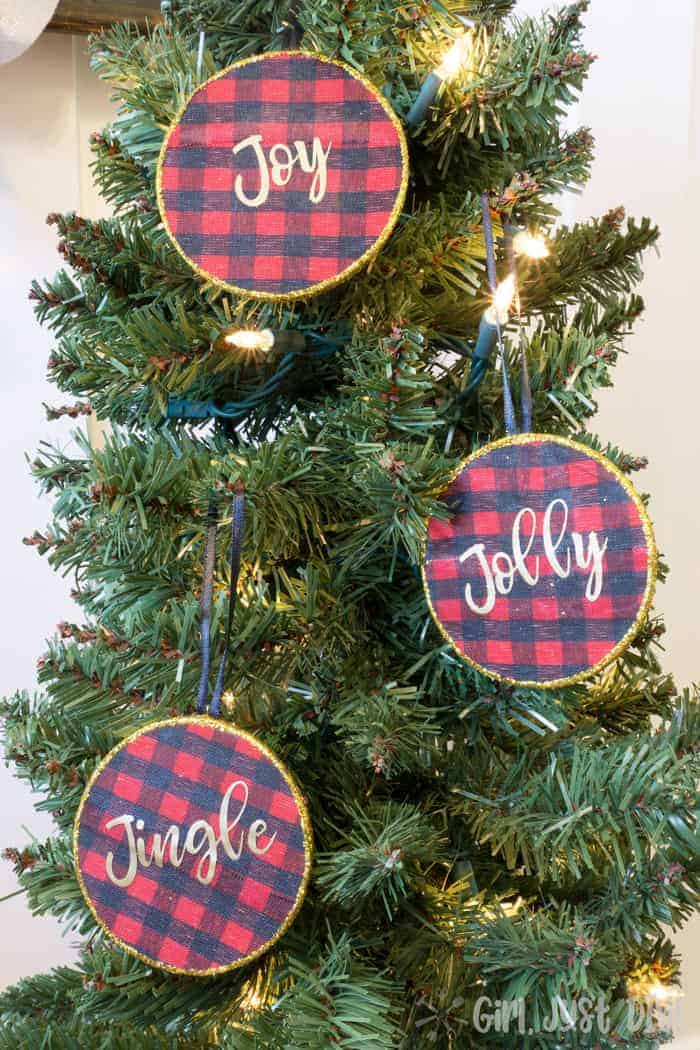 Side one of reversible buffalo plaid Christmas ornaments.