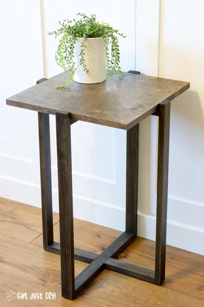 Angled picture of diy modern end table showing the top.