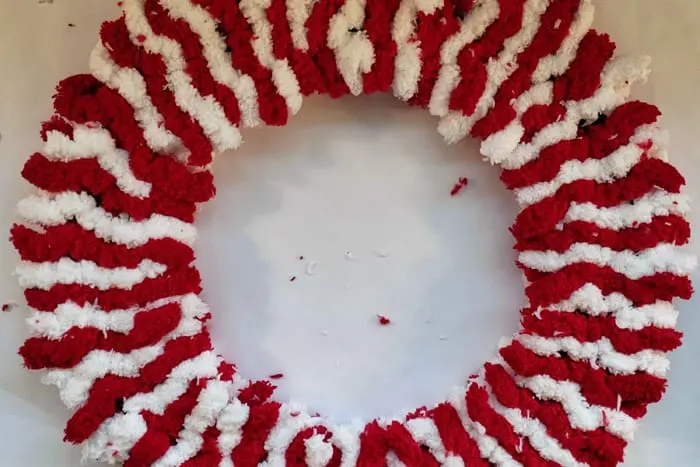 backside of red and white wreath.