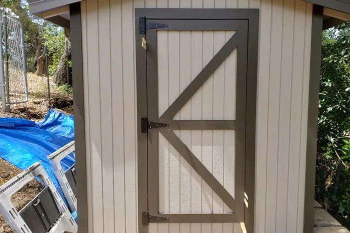 fitting shed door into opening evenly